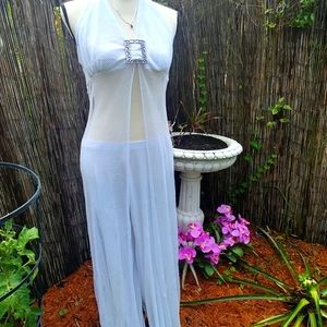 Carabella 2pc elegant pants/sheer Vneck top size L
